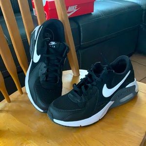 Nike Air Max, Black/White, like new